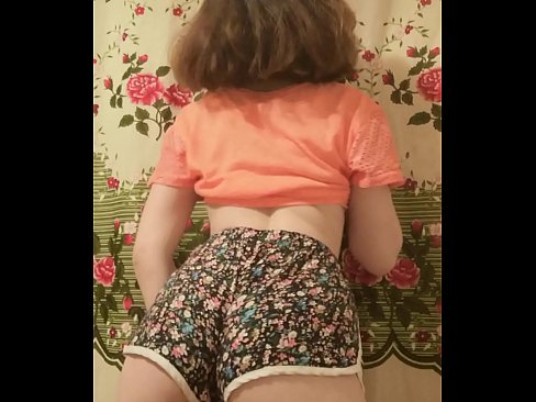 ❤️ سیکسی نوجوان بیب کیمرے پر اپنی شارٹس اتار رہی ہے۔ ❤❌ مقعد فحش ❌